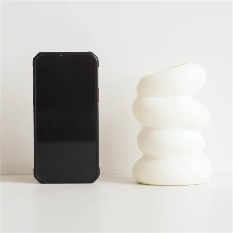 Nordic Spiral White Vase - Modern Decorative Flower Container