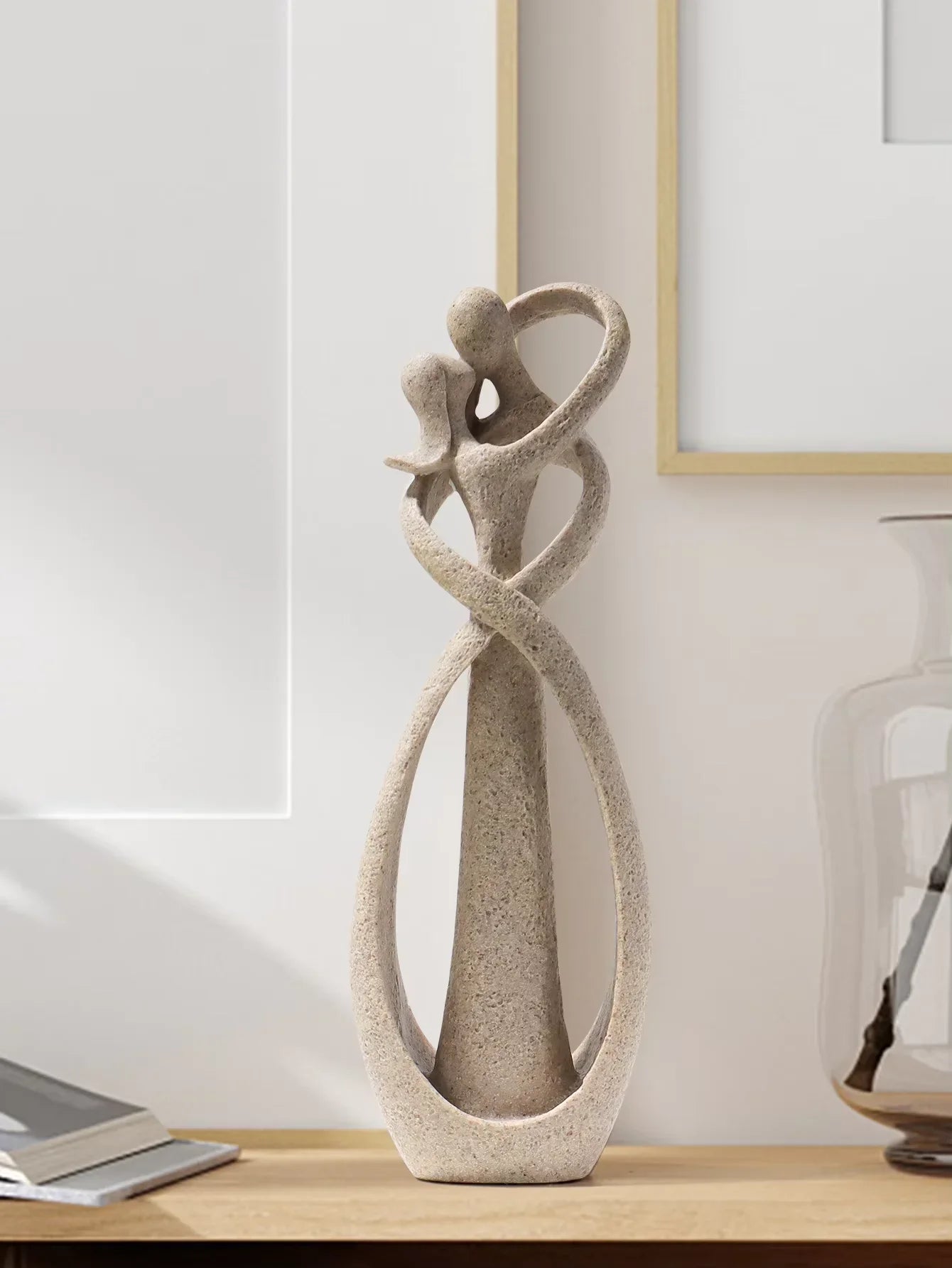 Nordic Embracing Couple Sculpture - Modern Minimalist Home Decor