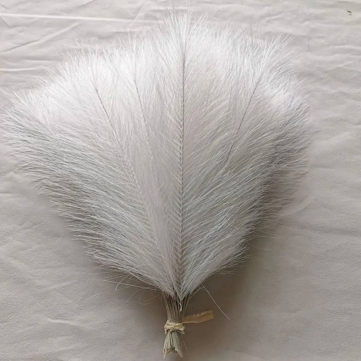 Artificial Pampas Grass Stems (10 Pack) - Boho Wedding & Home Decor
